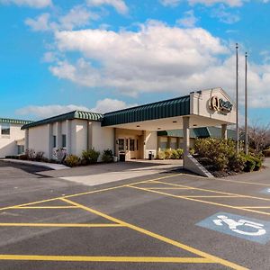 Quality Inn & Suites New Hartford - Utica